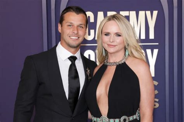 Does Miranda Lamberts husband have a baby? When did Miranda Lambert get married?