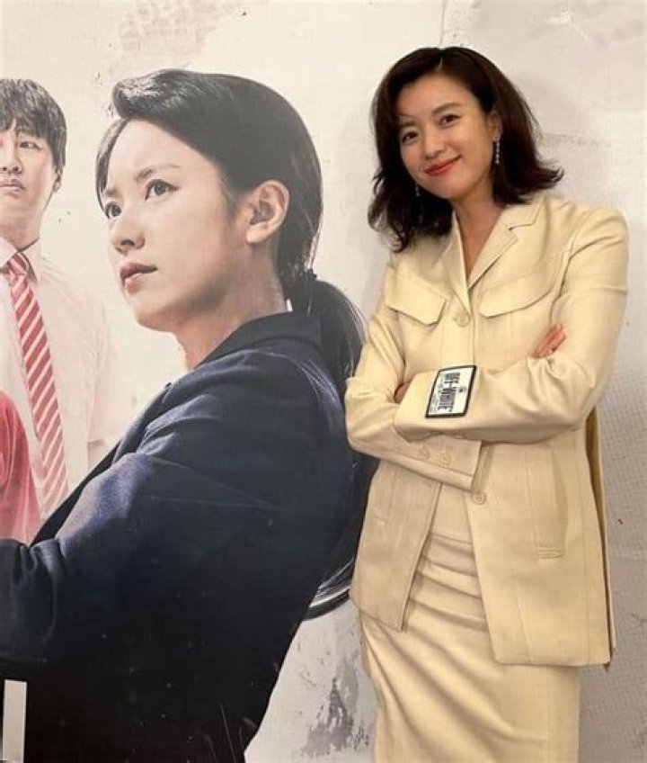 Han Hyo Joo Biography, Boyfriend, Family, Husband, Dramas |